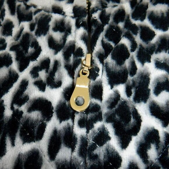 Charter Club animal print fuzzy vest - Picture 4 of 5